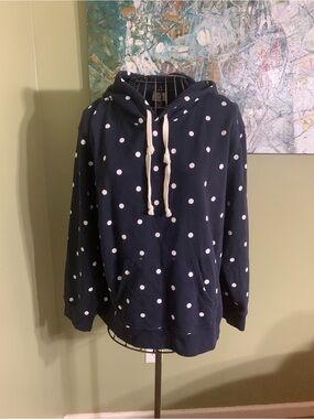 Ladies J Crew hoodie in size 2XL.